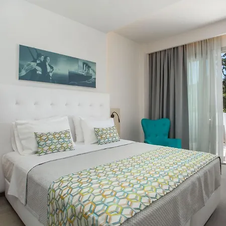 Hollywood - Adults Only Hotel