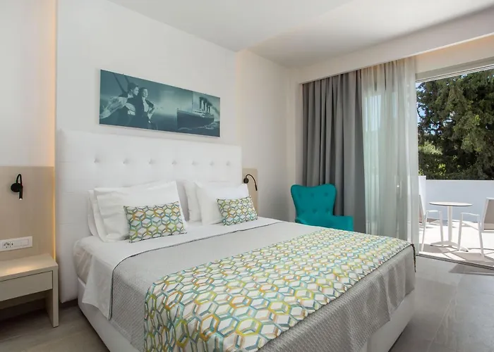 Hollywood - Adults Only Hotel