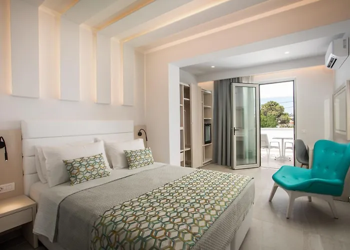 Hollywood - Adults Only * Faliraki