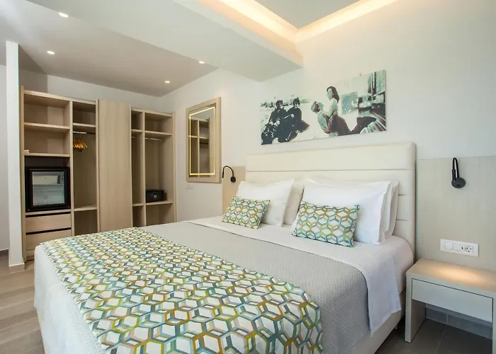 Hollywood - Adults Only Hotel