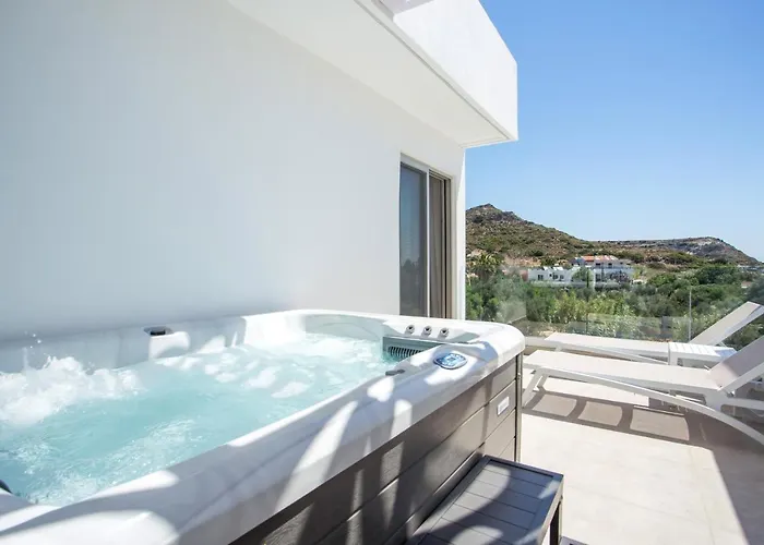 Hollywood - Adults Only * Faliraki