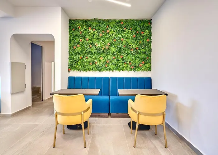 Hollywood - Adults Only * Faliraki