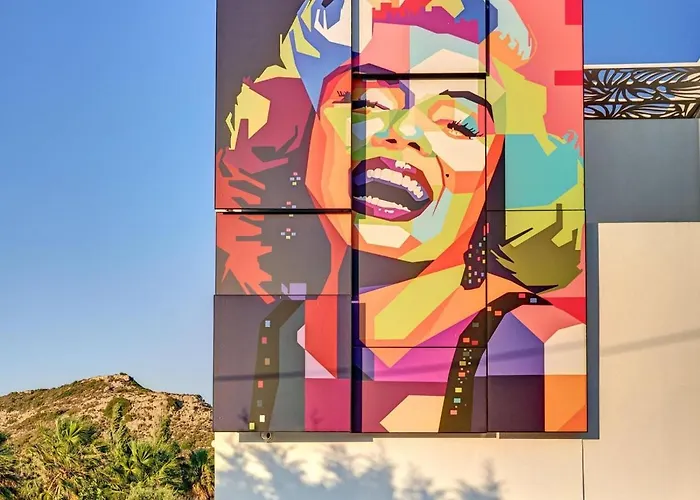 Hollywood - Adults Only Hotel